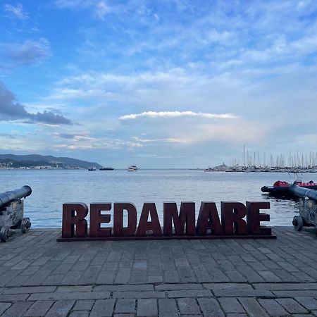 Appartamento Con Parcheggio Vicino Alla Stazione E Centro La Spezia Eksteriør bilde