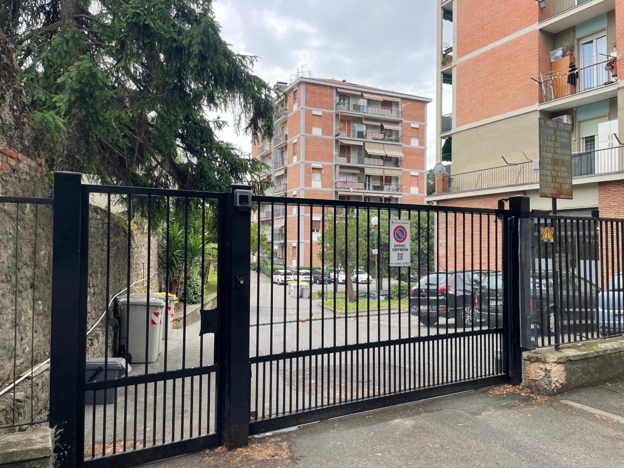 Appartamento Con Parcheggio Vicino Alla Stazione E Centro La Spezia Eksteriør bilde